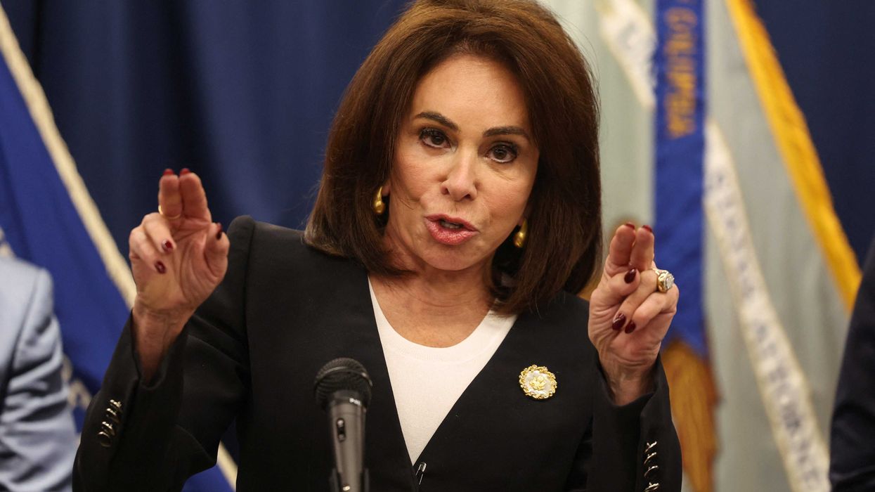 Fox lawyer bellylaughs as Pirro's Reflecting Pool case hinges on 'worthless' paint chips