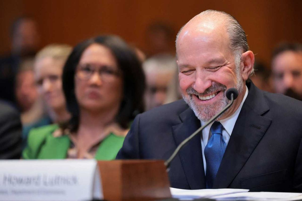 'Nothing funny about it!' Dem scolds Commerce Secretary for laughing at union job losses