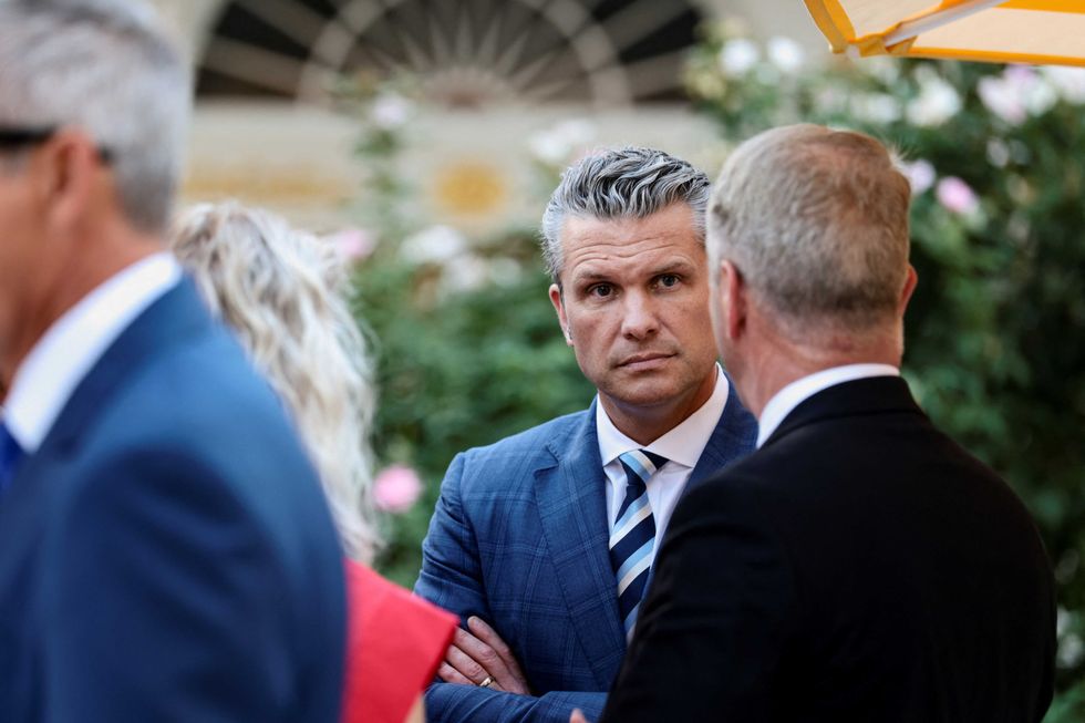 'Remarkable': Military expert's detail about Hegseth's impact floors Kaitlan Collins