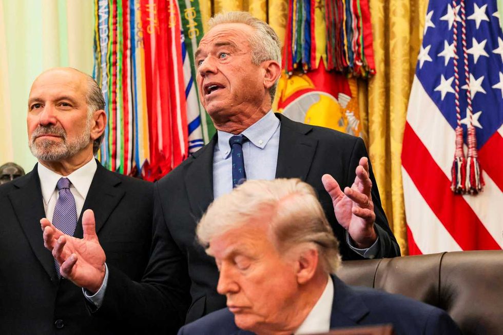 'Drooling morons': Trump and RFK Jr. mocked mercilessly for failing at simple math