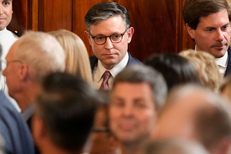 'Turmoil' threatens Trump's last-gasp midterm plan as GOP gathers for retreat: analysis