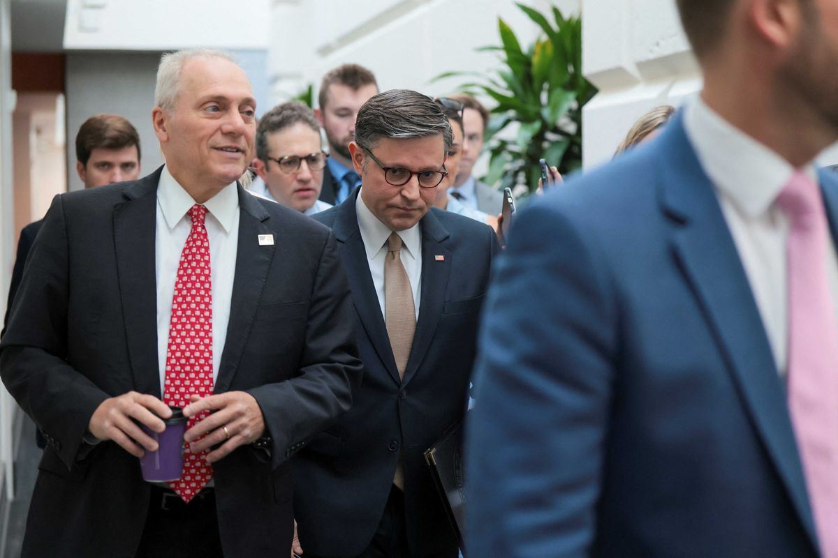 Mike Johnson's attempt to appease Trump collapses in humiliating fashion: MS NOW