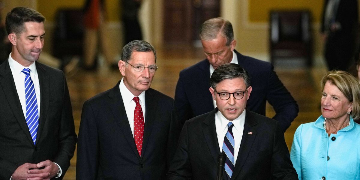 GOP Amasses Cash Edge for 2026 Midterms Amid Enthusiasm Warnings