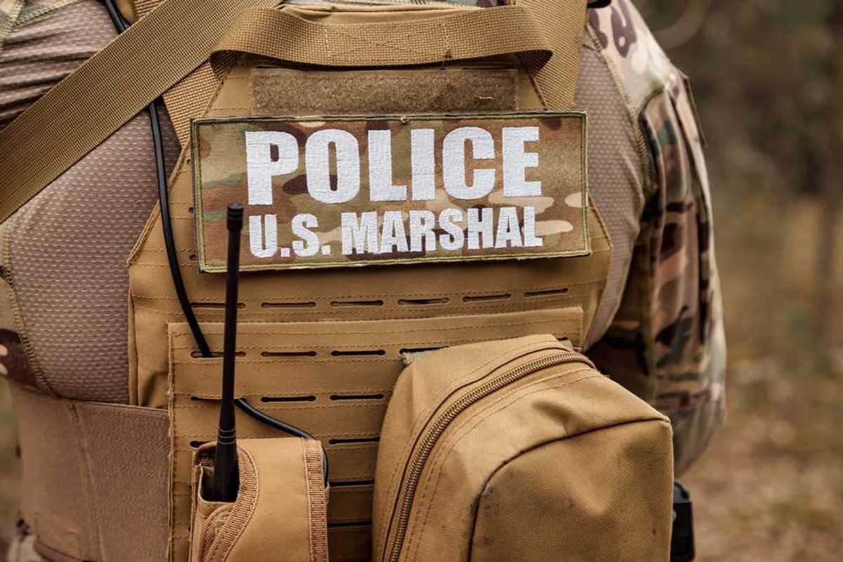 Chaos in LA as US Marshal and suspect wounded in violent standoff