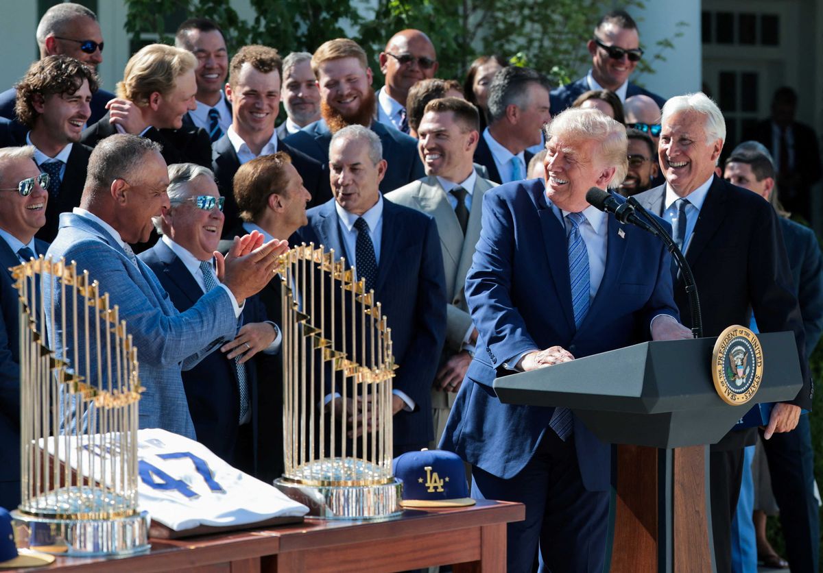 Critics mock Trump's bizarre remark during World Series reception: 'Discombobulated?'