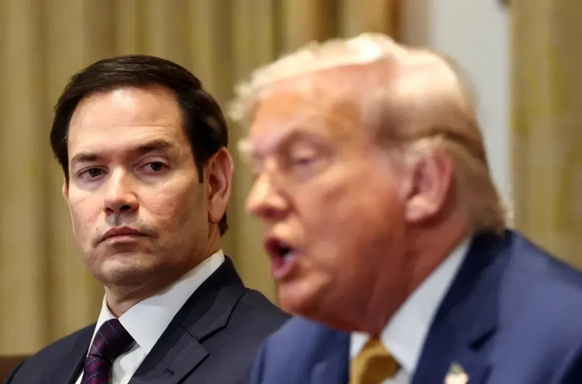 Trump contradicts his own team on key Iran decision