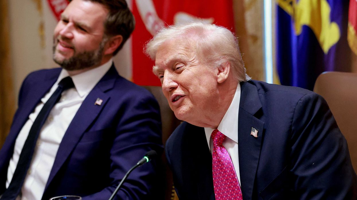 'Dozy Donald': Kimmel rips into president for falling asleep at yet another meeting