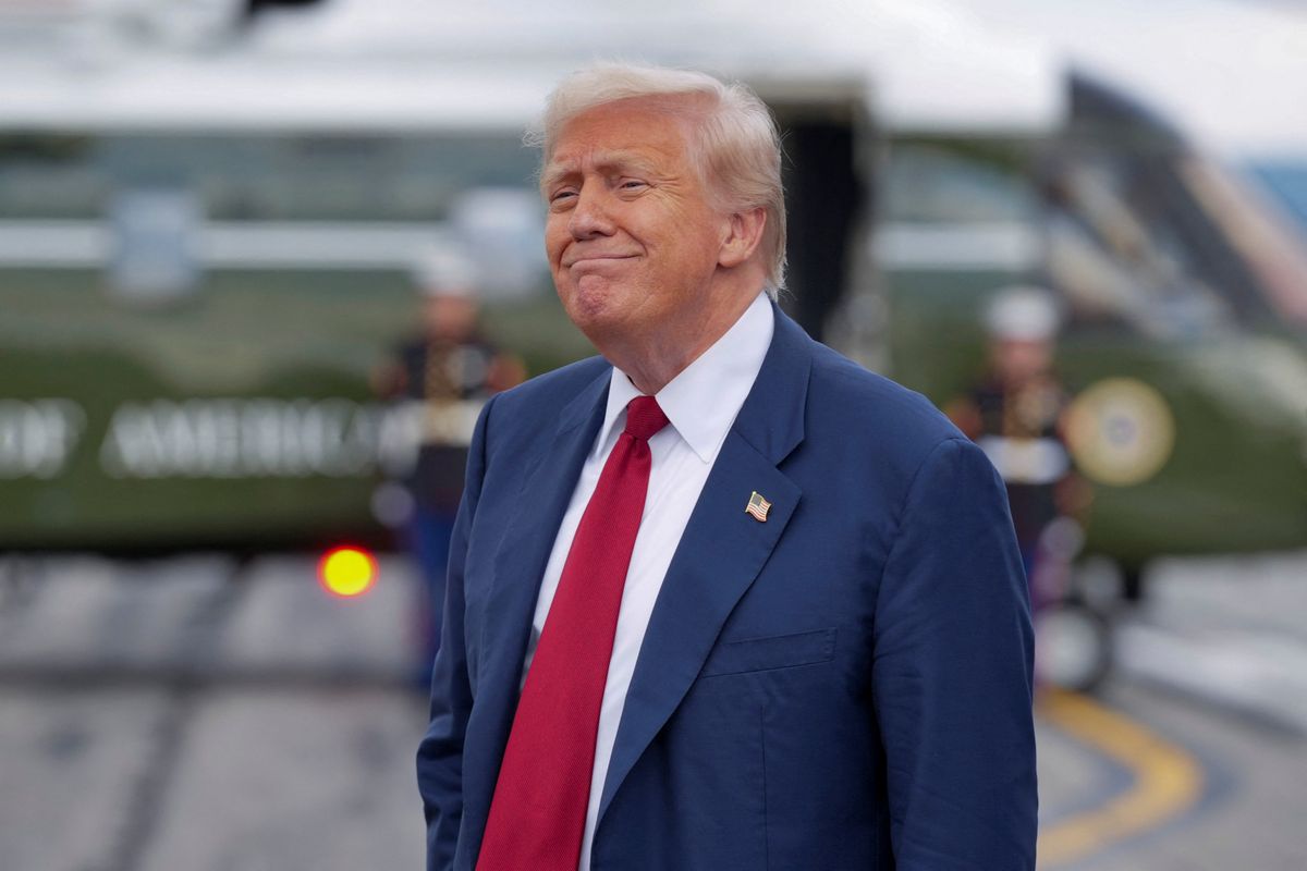 'It's a gossip page!' Trump trashes WSJ on right-wing TV after bevy of explosive reports