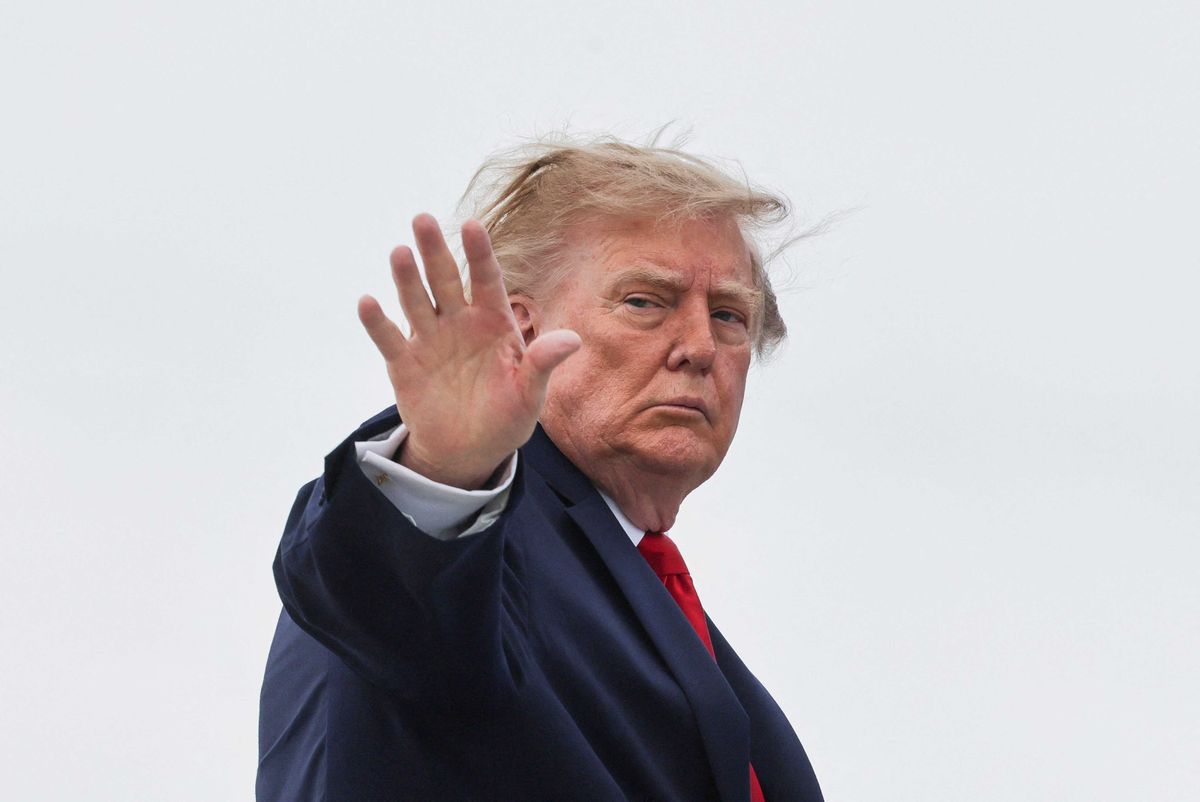 Trump spiraled from 'toxic' to 'radioactive' as GOP braces for 'red undertow': analyst