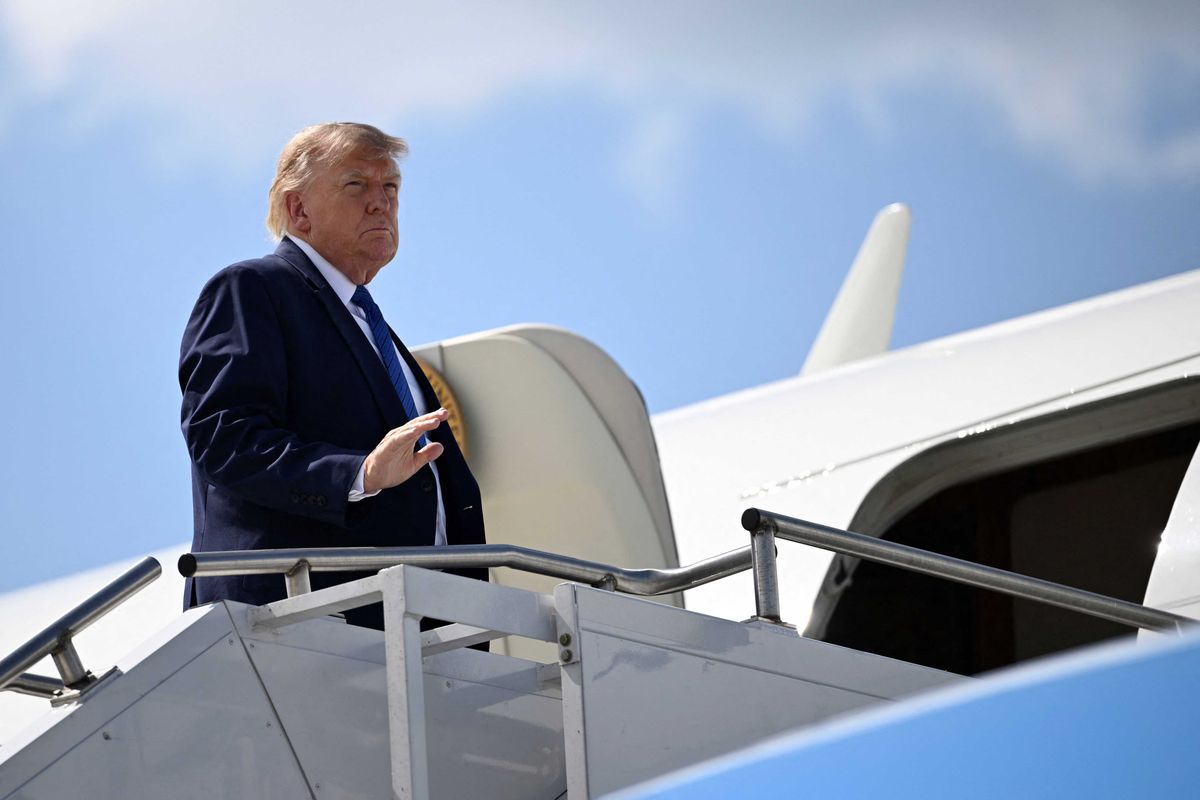 Trump throws tantrum on Truth Social attacking defiant GOP senator