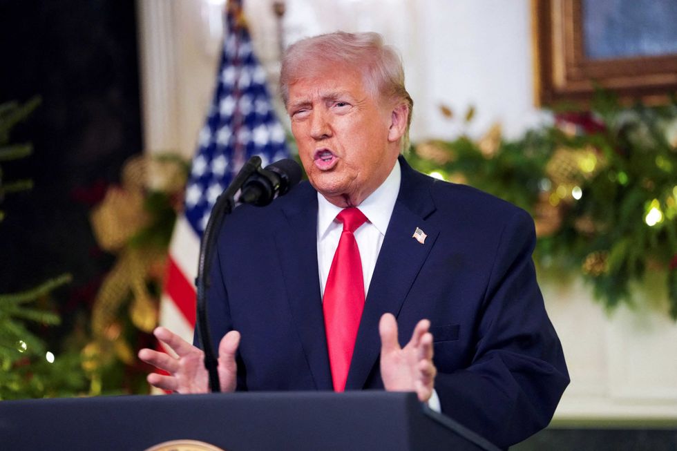 Trump's spitting image is lining up a fresh con for America