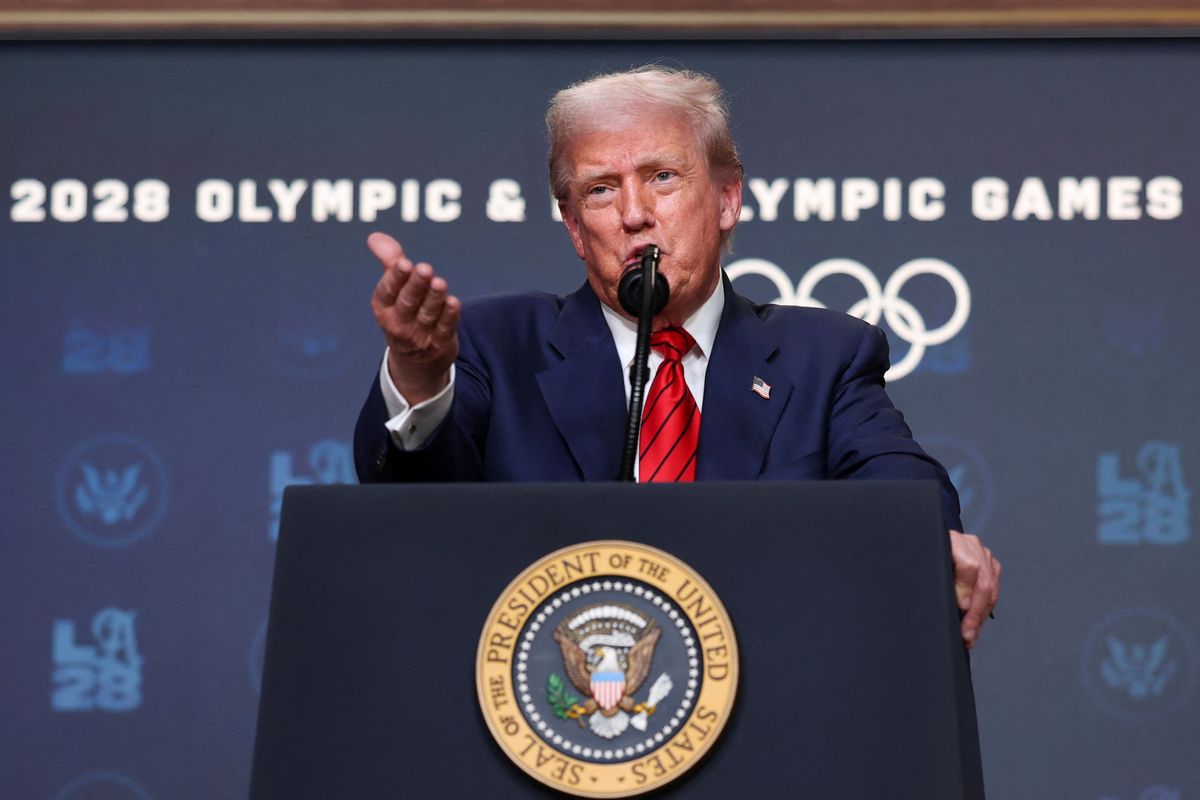 'Make my day Mr. Trump': Legal expert dares president to follow through on threat