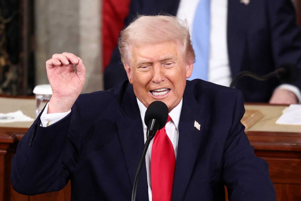 Trump asks child with limited mobility to 'please stand up' in awkward SOTU moment