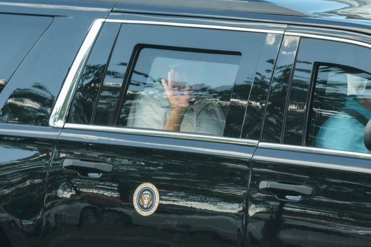 'He's not doing well': Psychologists warn Trump showing telltale signs of 'early dementia'
