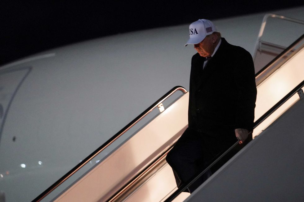 Medical expert claims Trump had a stroke — and Air Force One stairs video tells the story