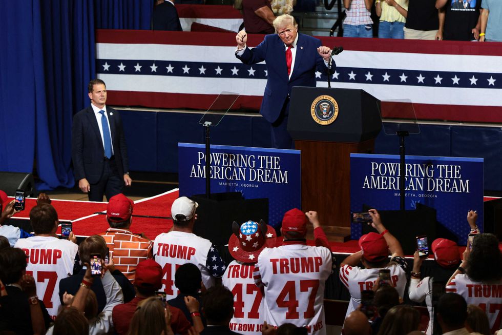 Trump 'mocked ruthlessly' by attendee at his own rally: journalist