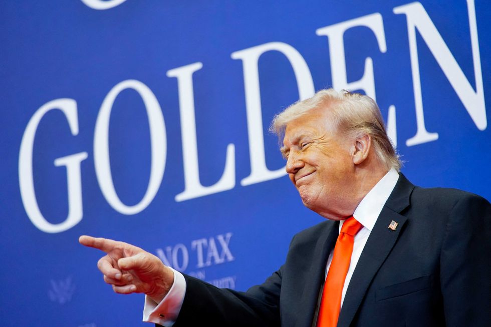 'Oh my god': Trump triggers wave of ridicule asking crowd to imagine a moron as president