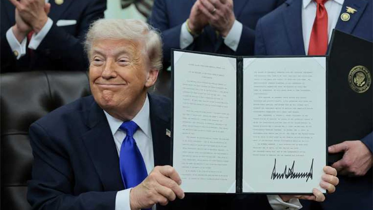 Ex-Trump lawyer’s letter exposes pardon push for convicted sex traffickers: legal expert
