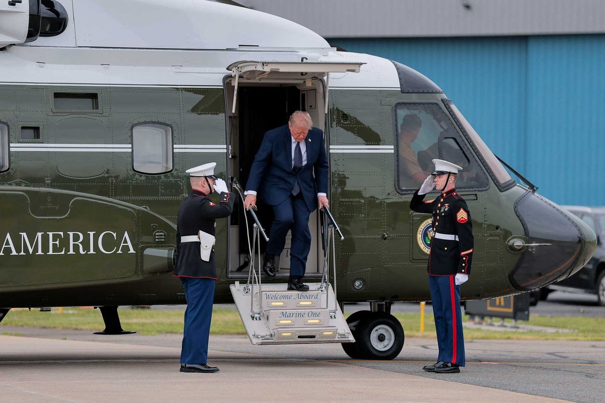 Trump bolted to the Knicks game before military could rescue downed 'pilots': report