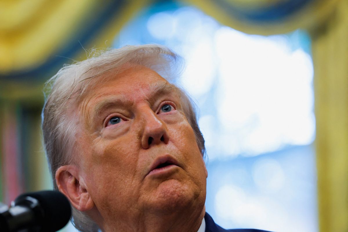 'Awkward': CNN reporter amused by 'confused' Trump's response on death rumors