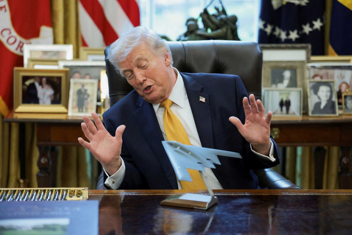 Trump's claim of secret chat with mystery 'former president' brutally mocked on CNN