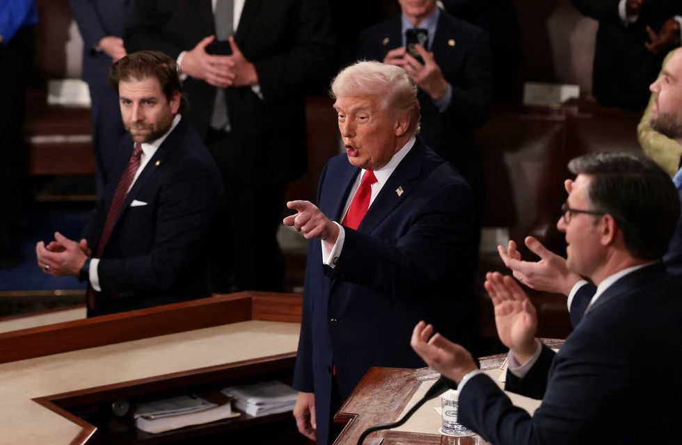 Trump's handlers kept his 'lunacy' hidden at SOTU until casual viewers tuned out: analyst