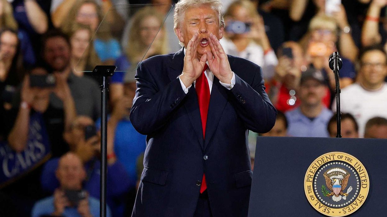Trump injecting 'real poison' into the midterms puts GOP 'in a weird spot': analyst