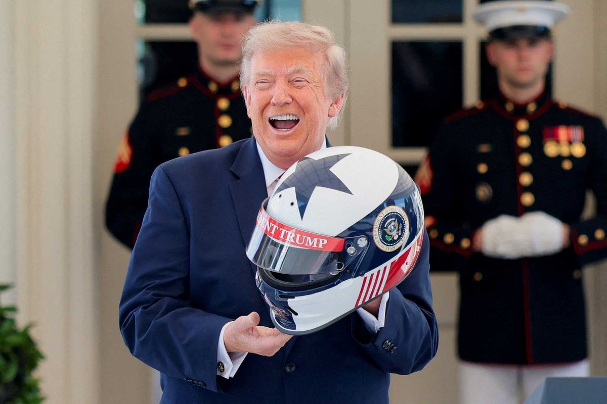 Trump's shocking power grab alarms analyst as election season heats up: 'A huge story'