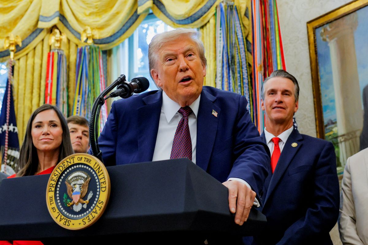 'Definitely something bad’: Ex-insider says closest Trump allies may be in dark on health