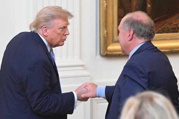 Trump memo naming his own FBI as 'deep state' floors legal experts: 'So weird'
