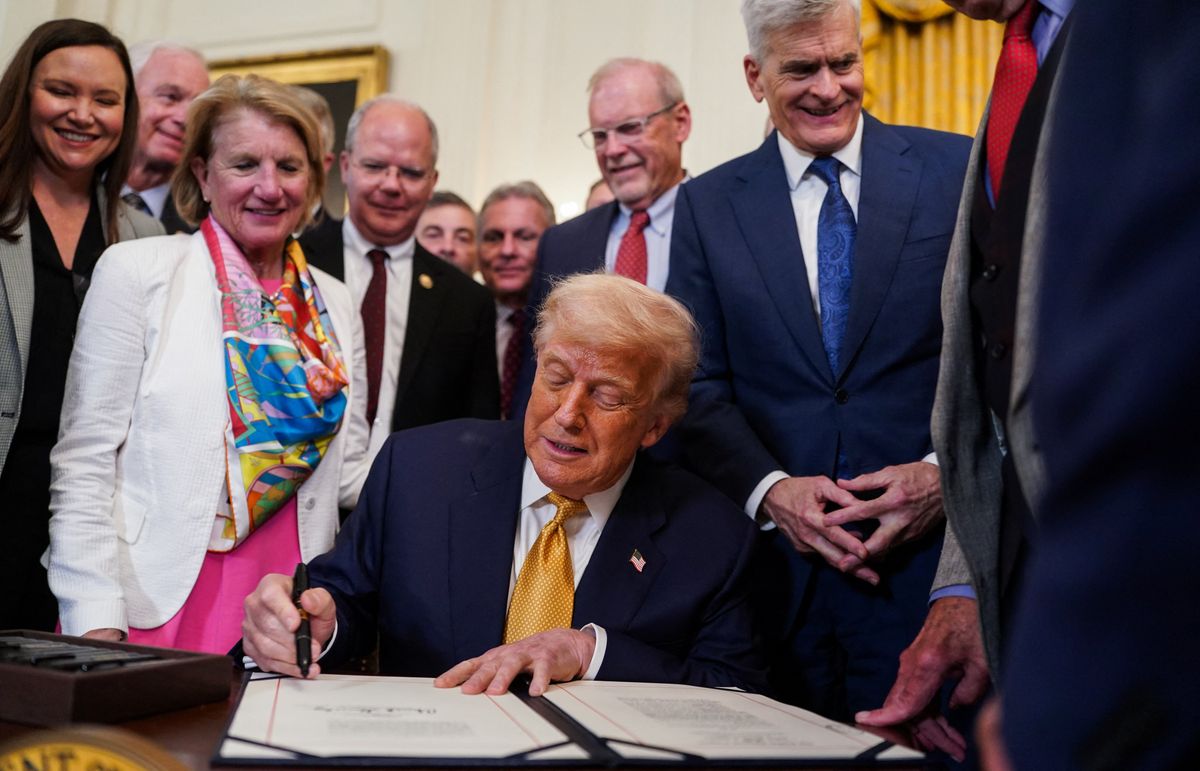 'Nightmare': New report heaps blame on Trump over back-to-school sticker shock