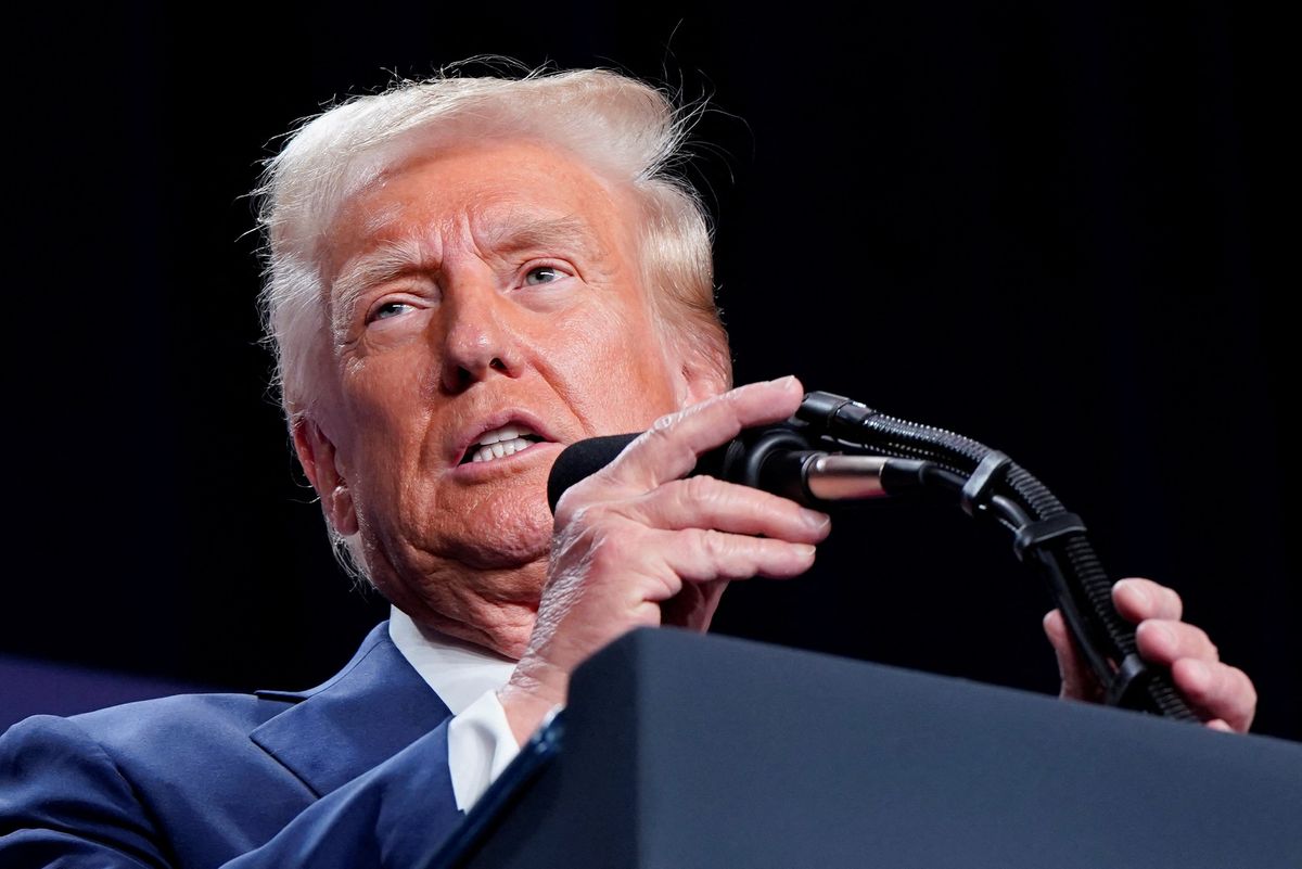 Trump is cashing in on GOP retreat held at Florida golf course he owns: report