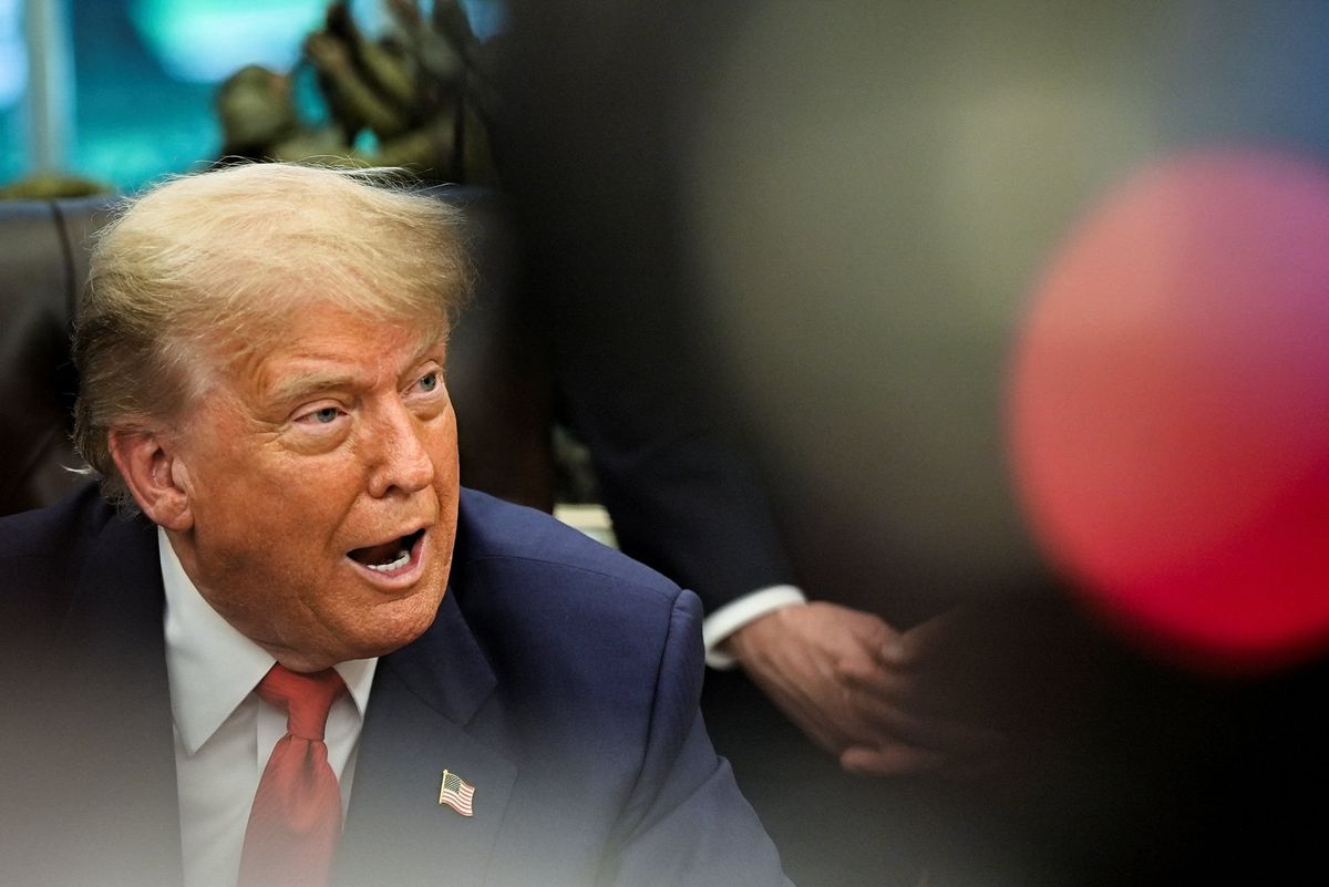 Economist smacks down Trump's latest bogus brag with devastating chart