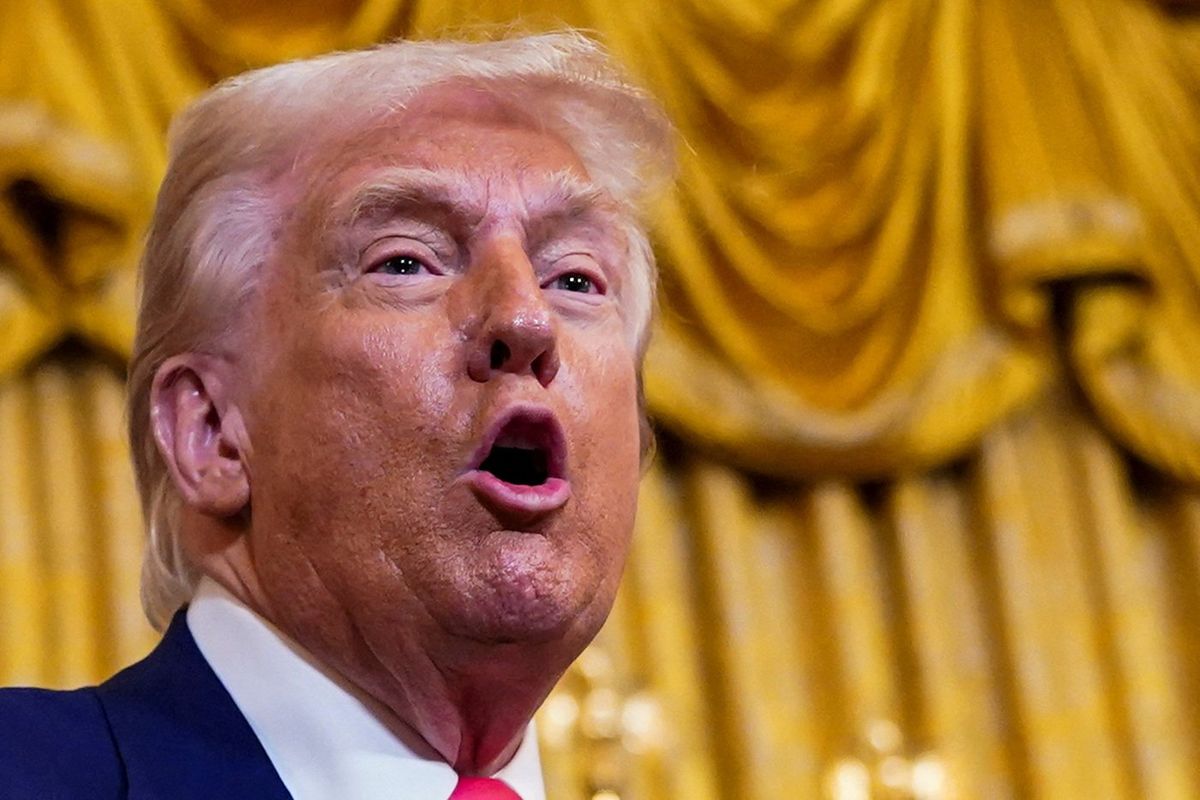 Trump eyes Fox News host for key DOJ role