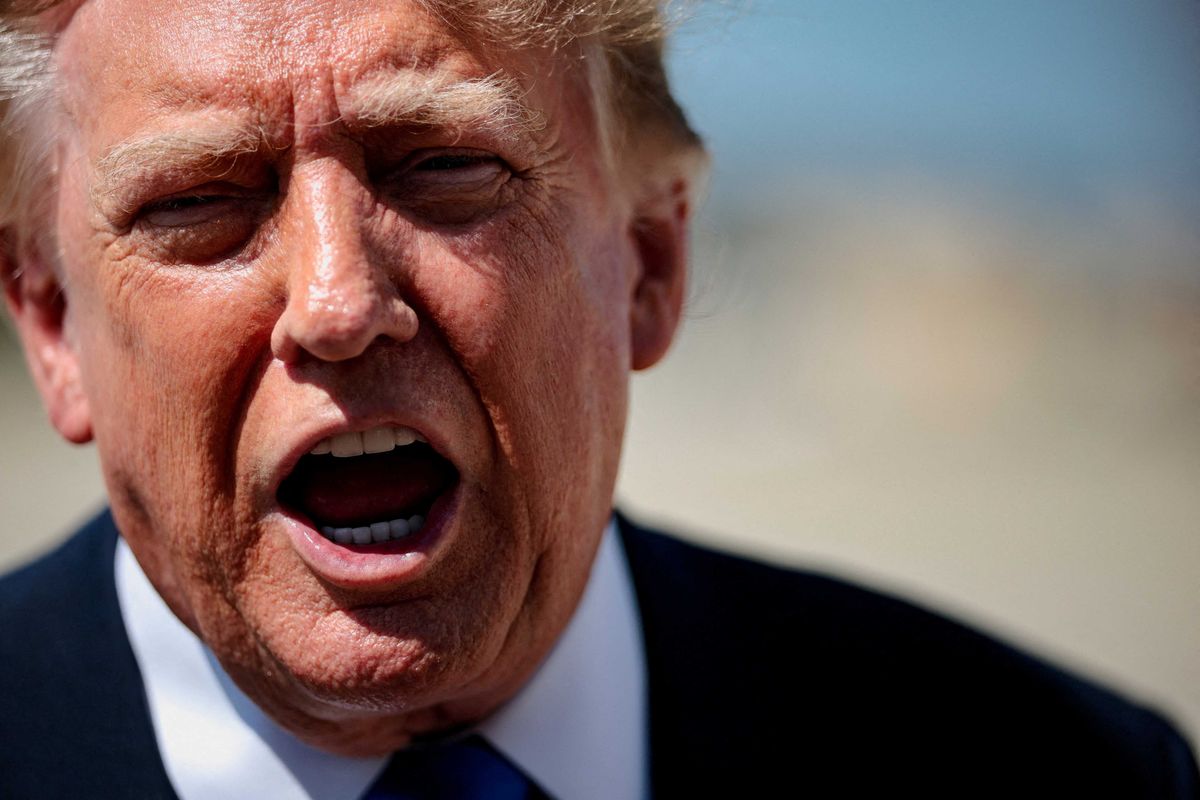 Profane flight-path signs to greet Trump as he approaches Ireland: 'Great big unwelcome'