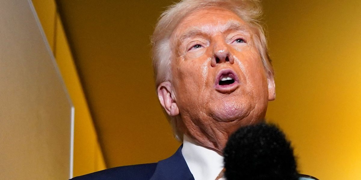 'Full-blown crisis': Expert sounds alarm at Trump's 'latest escalation'