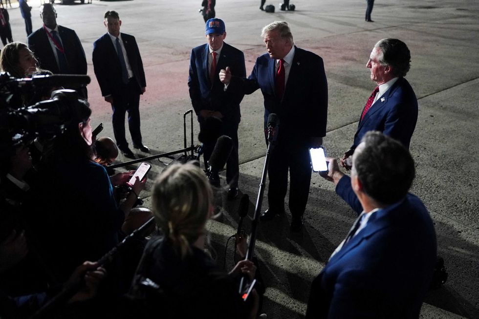 Trump's 'stunning' chat with reporters raises red flags for analyst: 'His brain is mush'