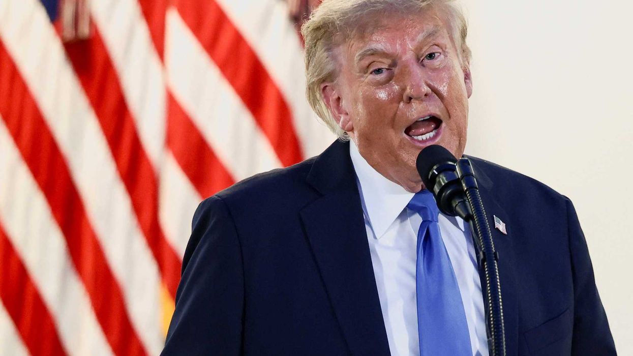 'Lunatic': Trump's 'obese friend' rant at White House backfires instantly