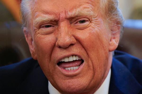 Trump buried in mockery after break from reality: 'Put him in a home and feed him pudding'