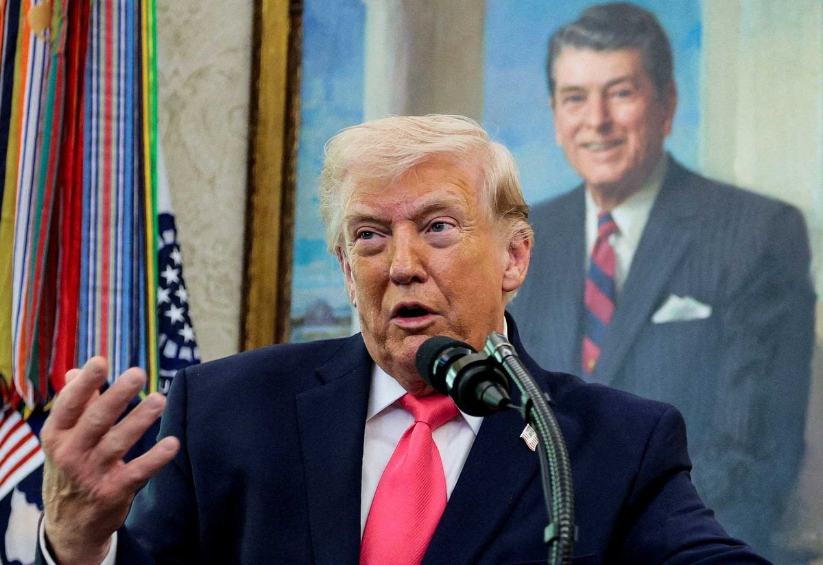 Trump caught in crossfire as Fox News panel rages about Iran war