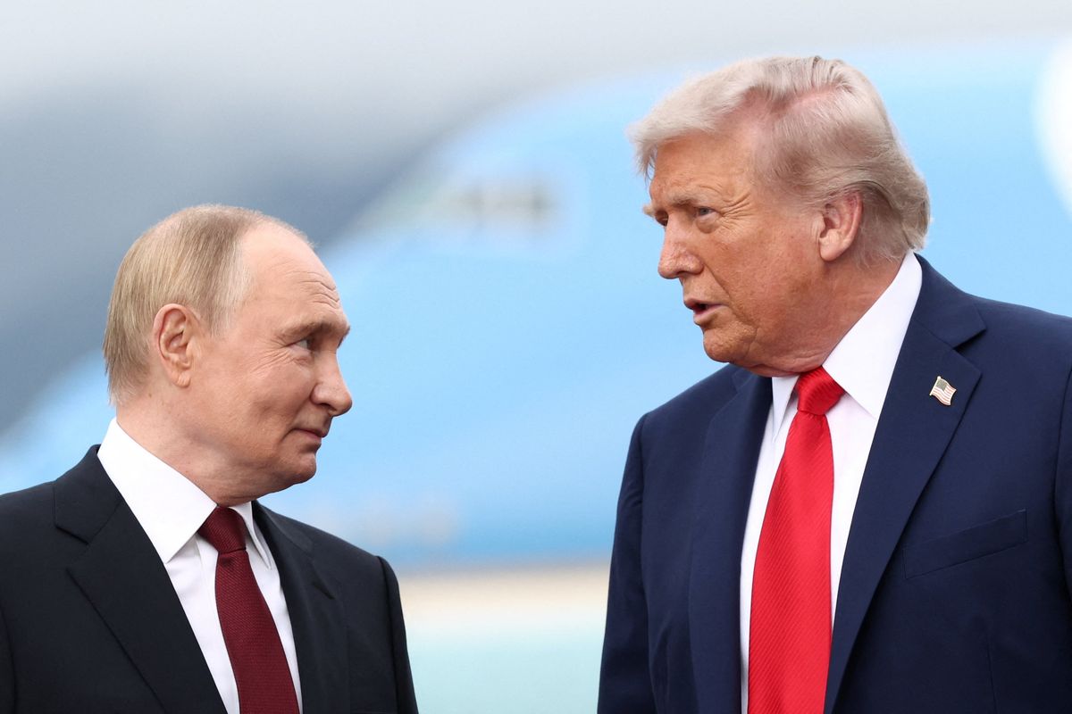 Trump predicts Ukraine will now win war as he taunts Putin as 'paper tiger'