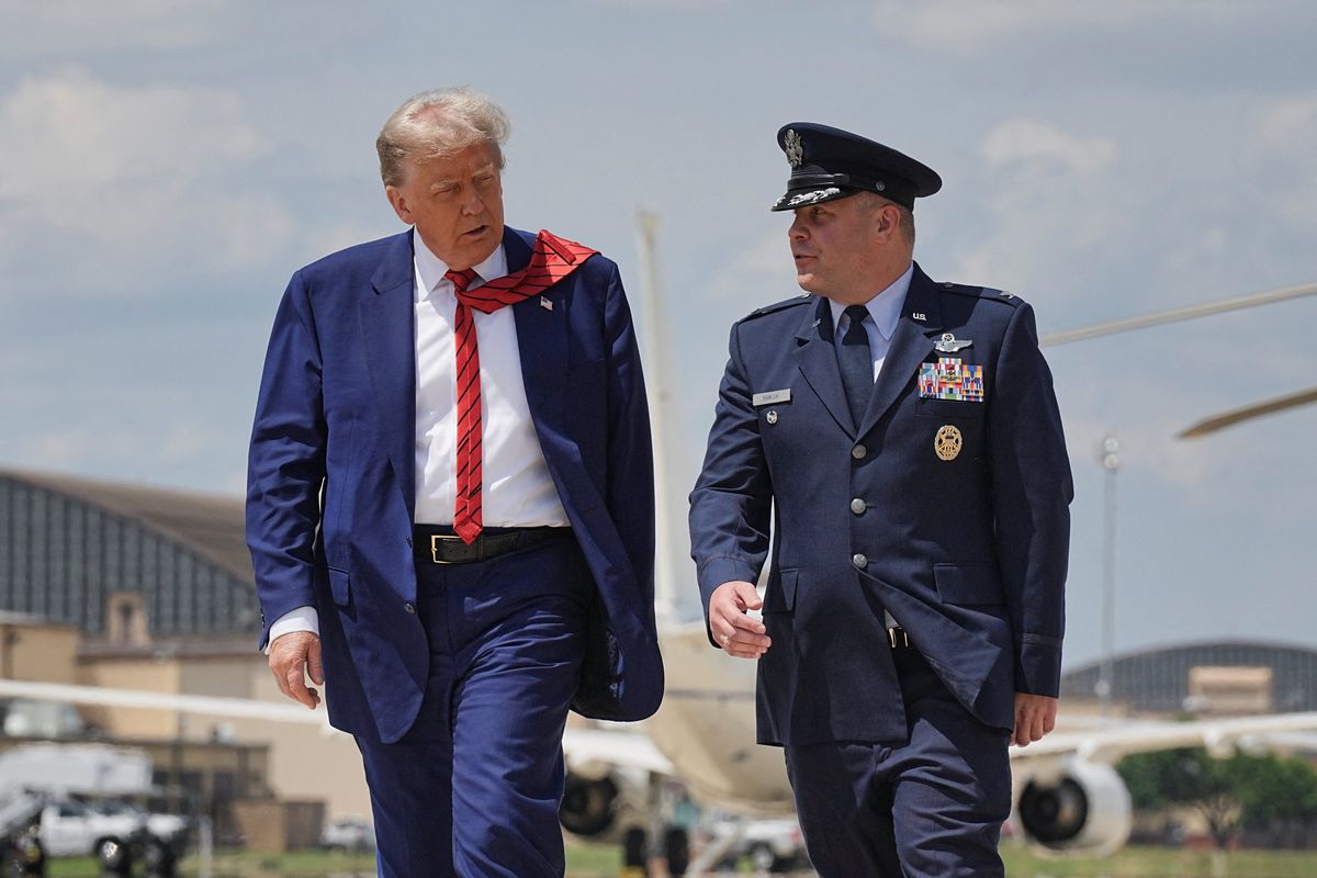 'Needy narcissistic man-child': Trump's tarmac ramblings reamed by observers
