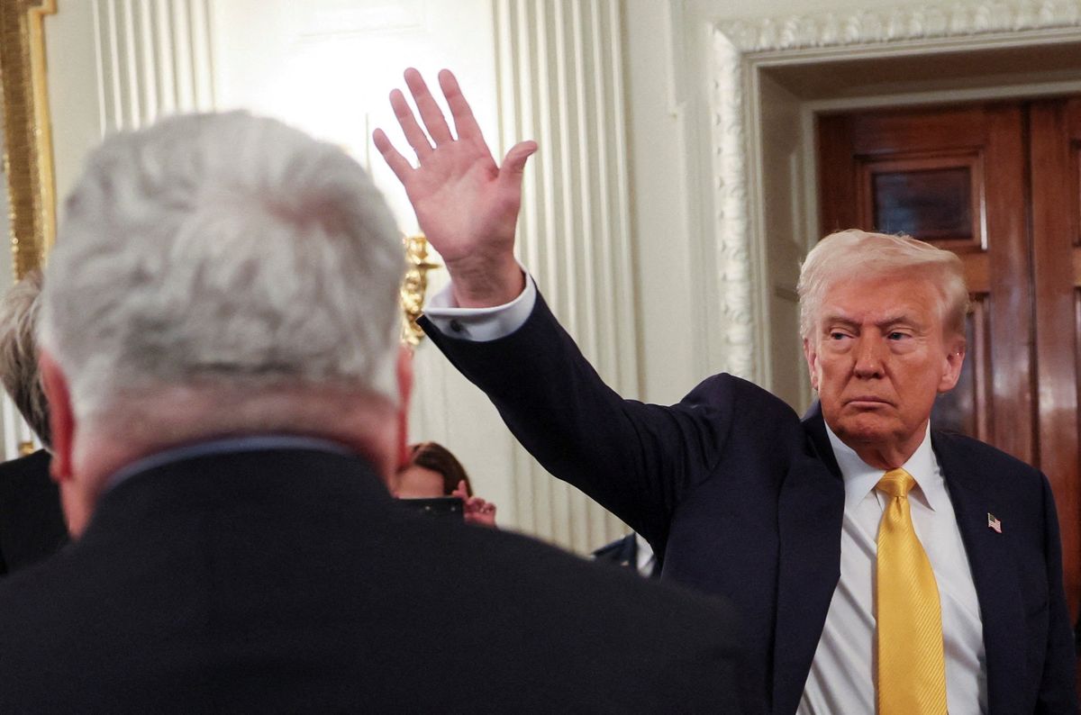 'Went off the rails': Gov. tells how productive meeting fell apart when Trump walked in