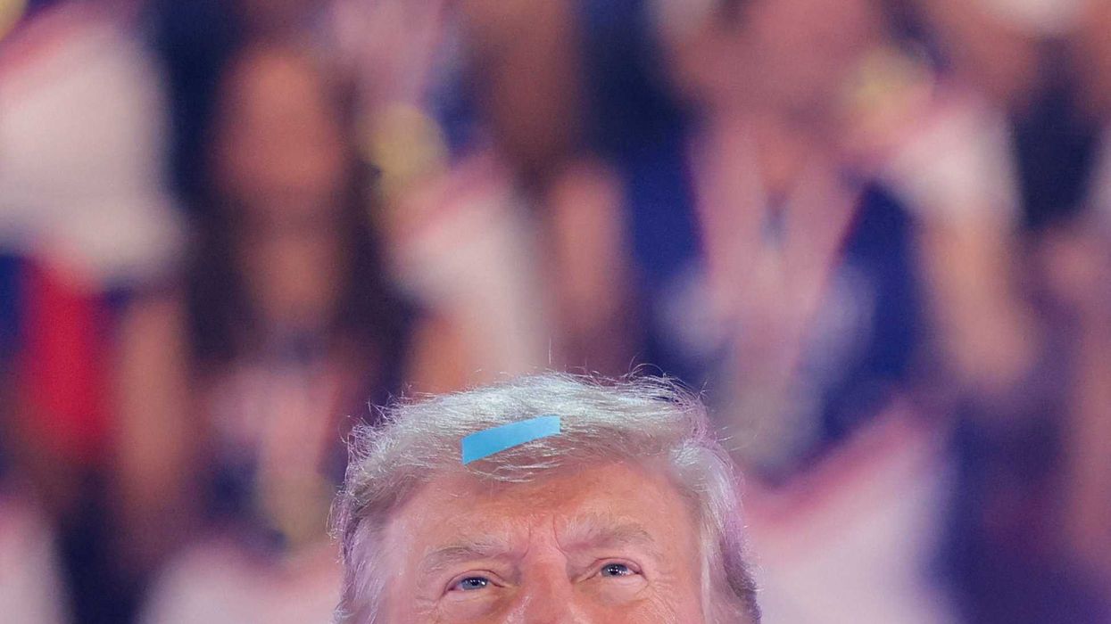 ESPN host criticized for his selfie with Trump: 'Off the charts cringe'