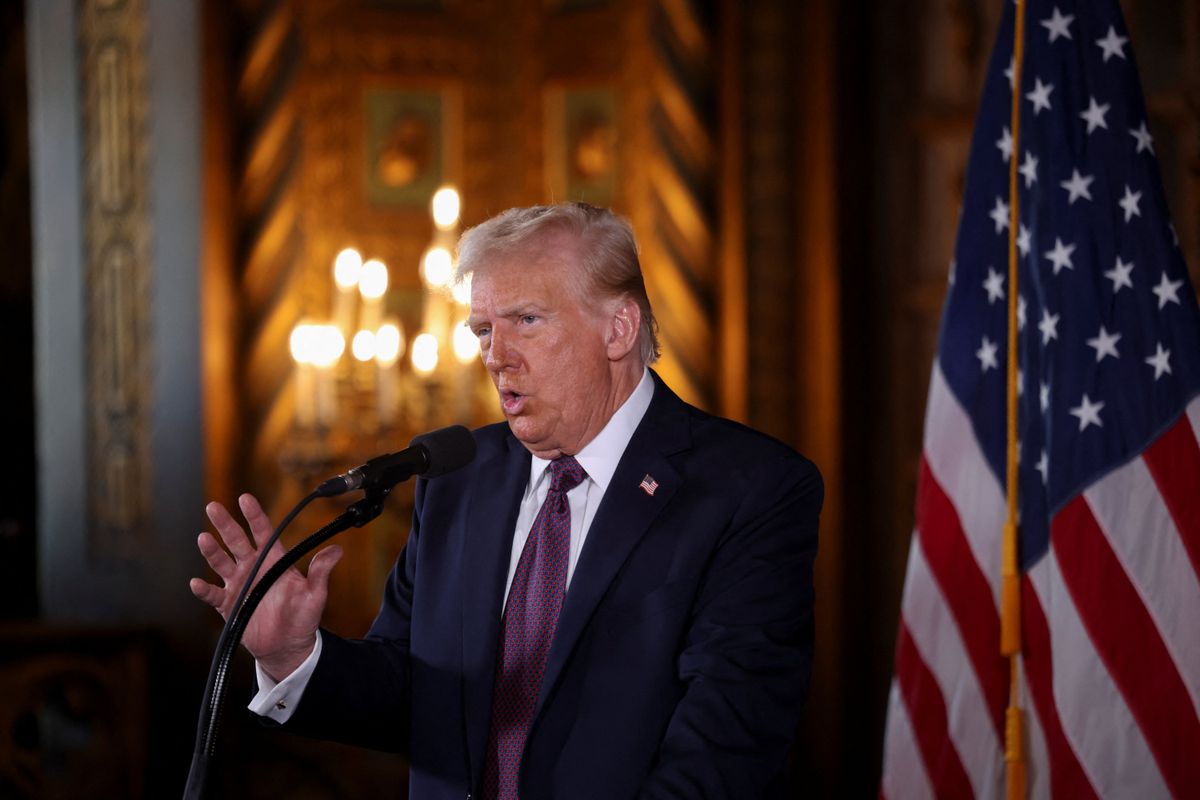 Analyst pours cold water on Trump's 'ambitious' Mars gambit