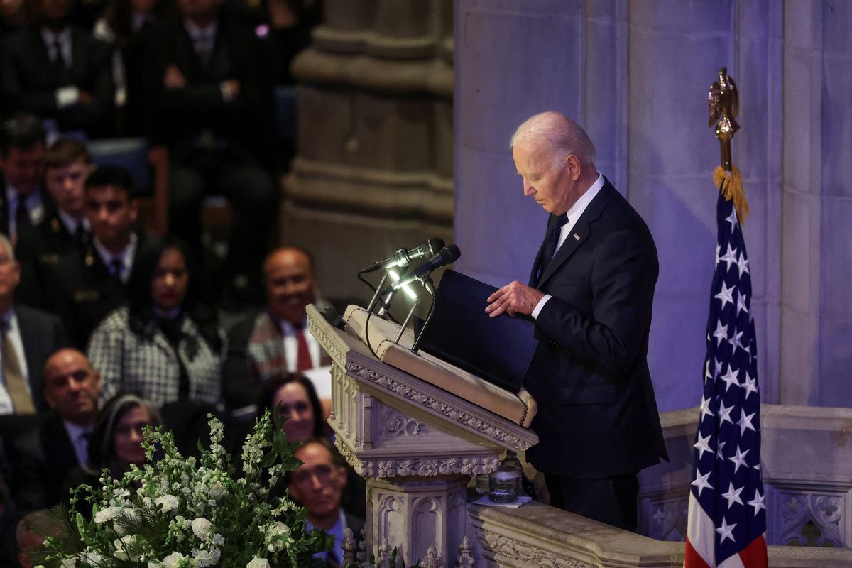 'Wow!' Onlookers stunned as Biden 'slyly roasts' Trump during Jimmy Carter funeral