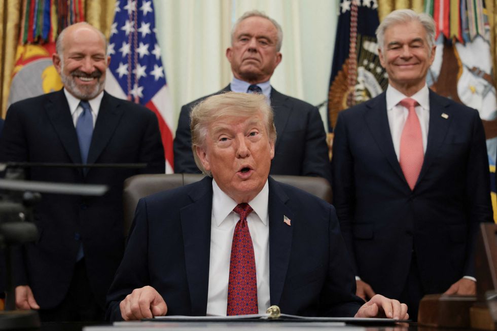'Sketchy' Trump deal could backfire as 'whiffs of corruption' too strong to miss: analysis