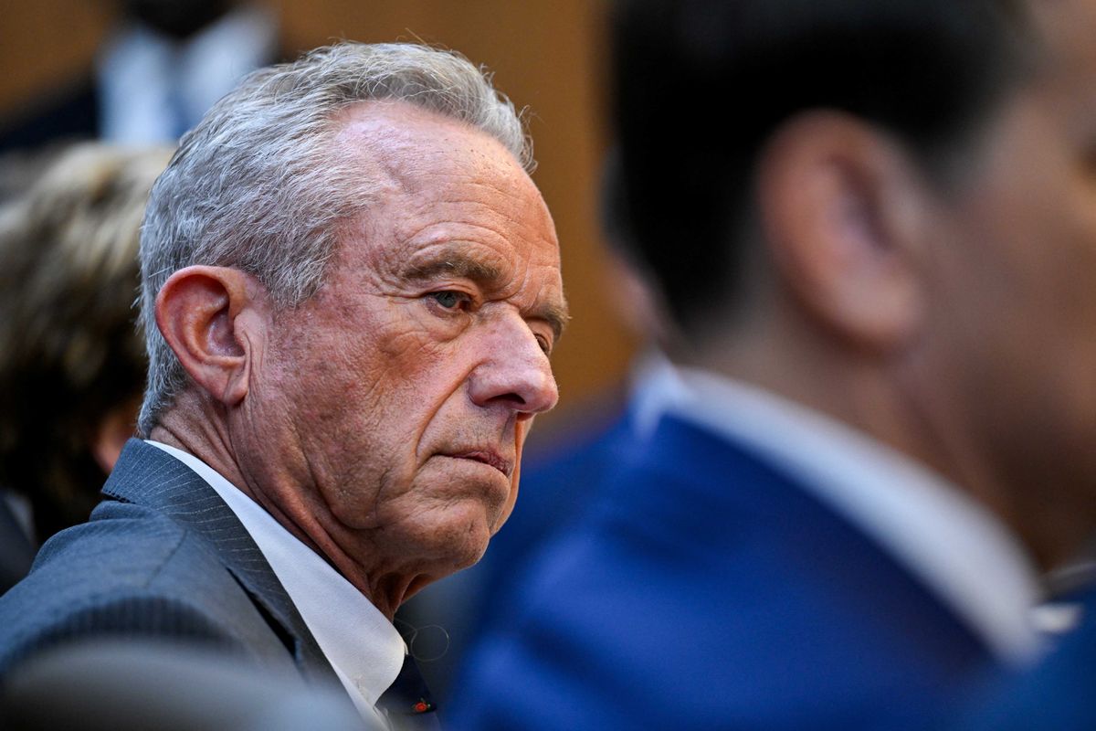 Alarm bells ring as RFK Jr.'s 'reality-ignoring' cooking show gets lukewarm review