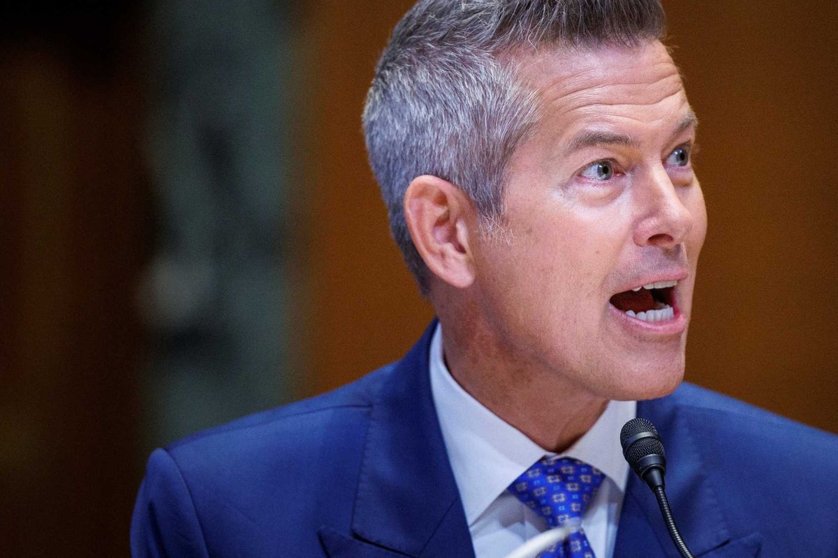 'Oh my god!' Senator blows up at Sean Duffy as hearing devolves into chaos