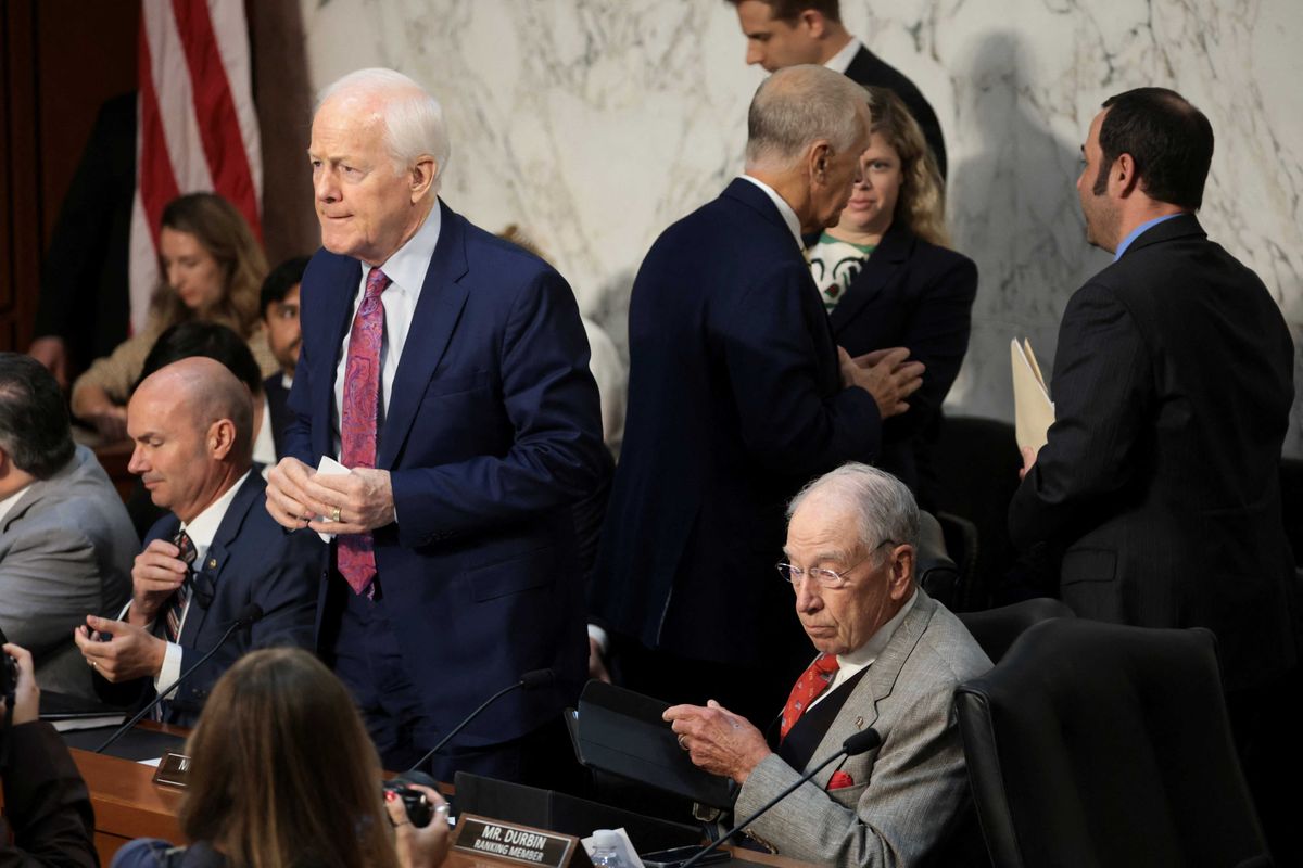 GOP Senator pivots on the filibuster — again